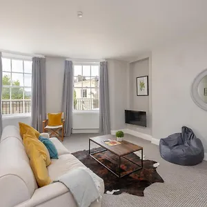  Apartment Georgian 2 Bed With 3 Bathrooms And Parking